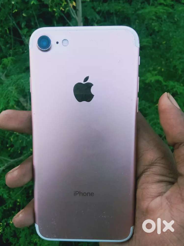 iPhone 7 storage 128