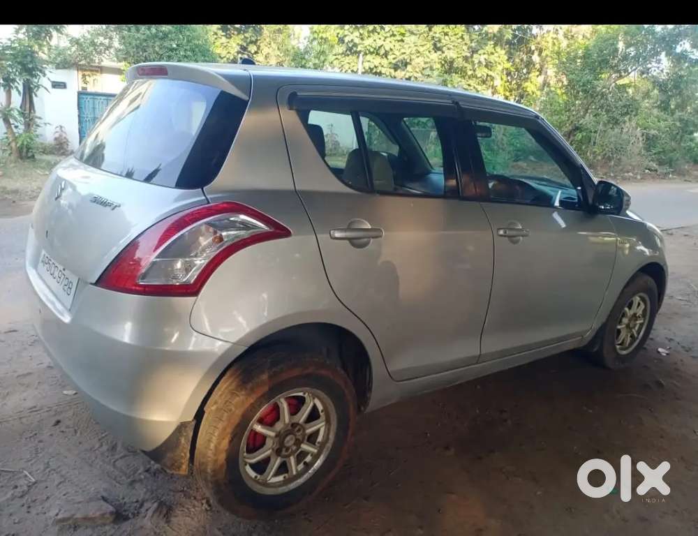 Maruti Suzuki Swift 2010 Diesel 75000 Km Driven