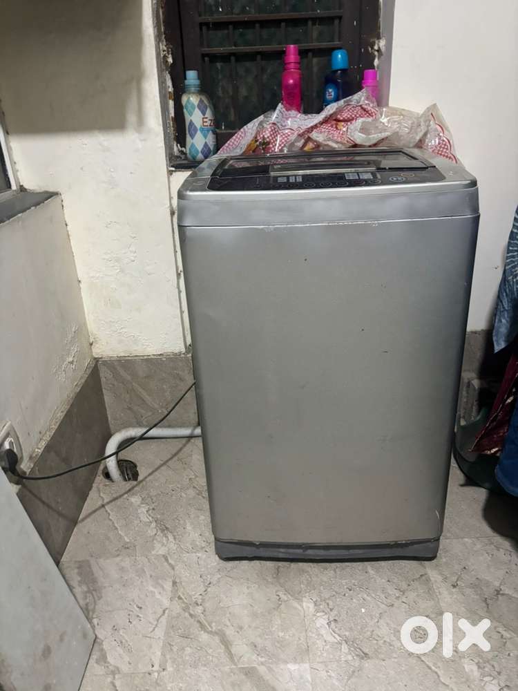 6.5 litres fully automatic top load washing machine