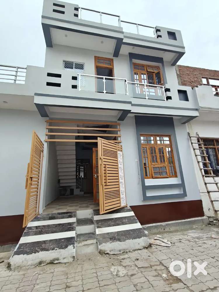Semi commercial Independent house for rent behind lucknow lawn