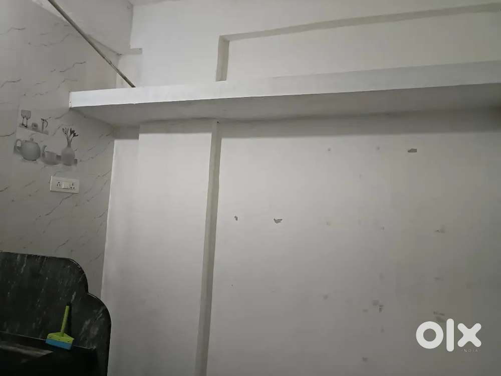 1 RK RENT ONLY FAMILY NEAR MANJRI STATION