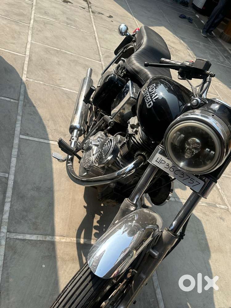 Self with kick, projecter head lamp, alloy wheel, disk brake