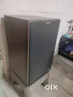 Floor standing Sony Speakers with Amplifier