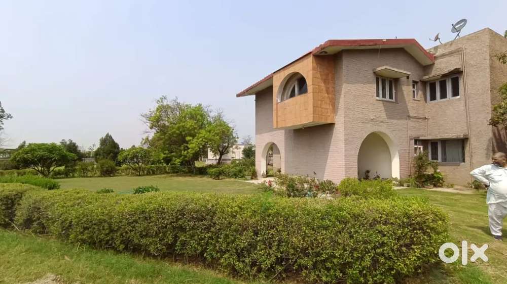29000 gaj gurgaon farmhousea