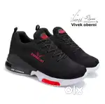 Sports shoes