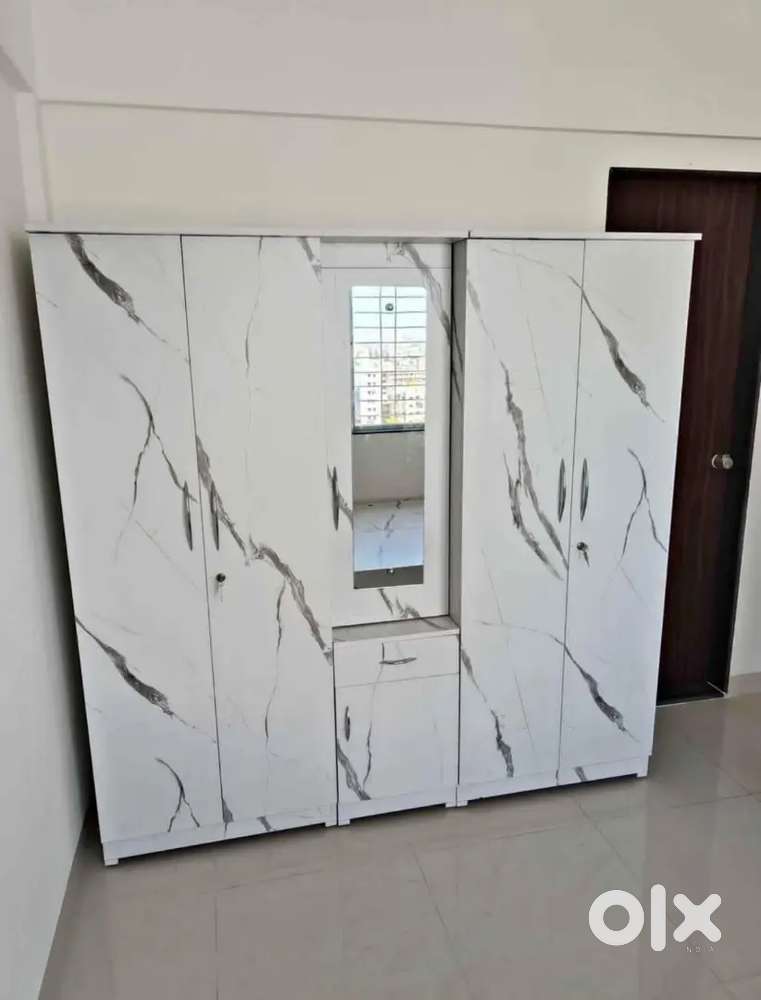 Brand new 5door wardrobe (6x6)