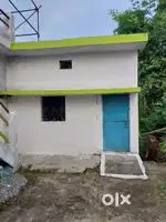 1 bada sa hall 1 room khuli jagah