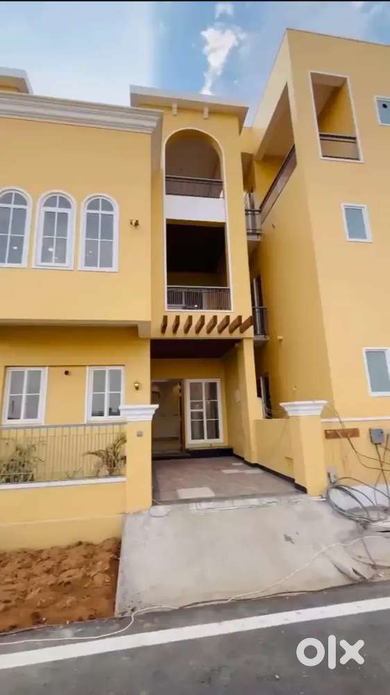 Premium Villa in patrakar,mansarovar