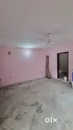 3 bhk back side lift 3 flr zakir nagar gali no 22 new building