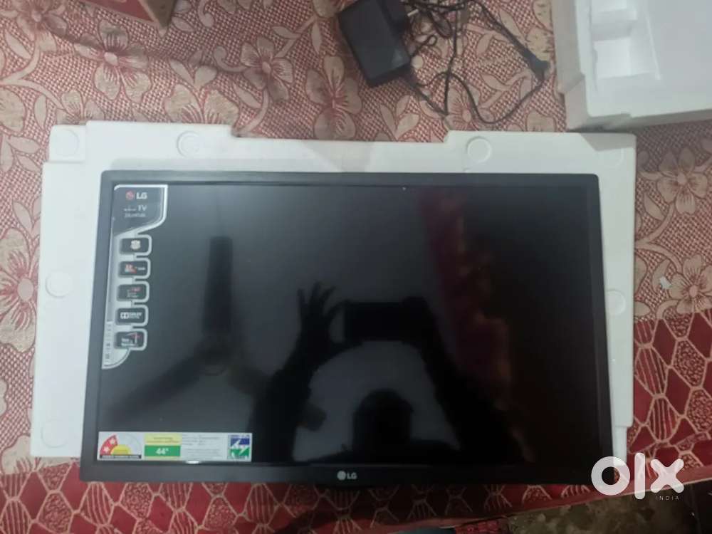 Lg 60 cm tv,usb support,pc input support