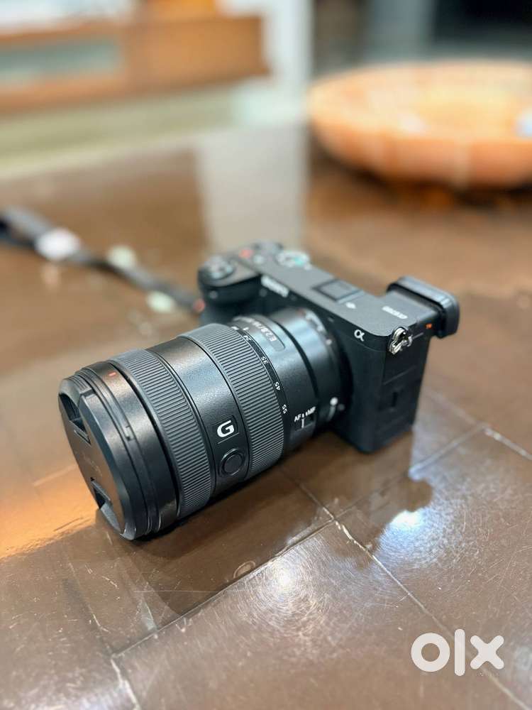 Sony a6700 + 16-55mm f/2.8 G Lens – Like New, Low Shutter Count