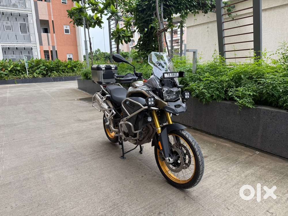 Excellent condition BMW F850 GS Adventure with fully accessorised