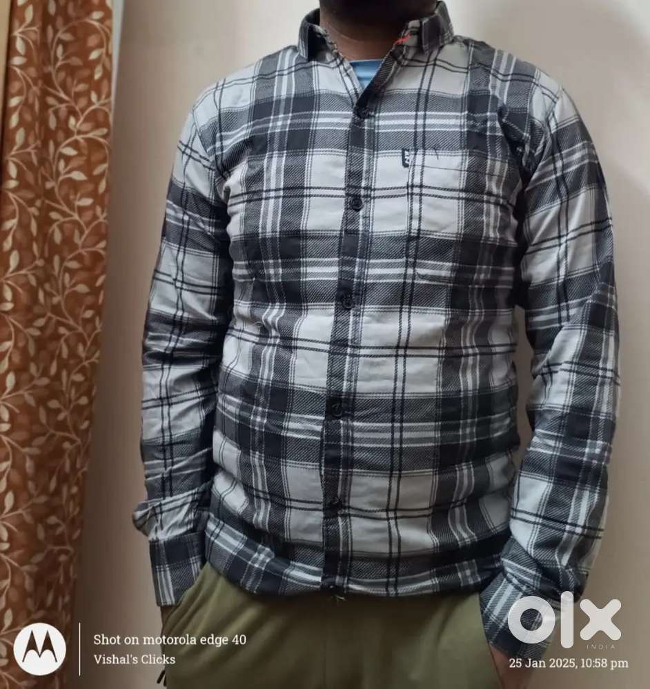 Mens Checks shirts M and L size