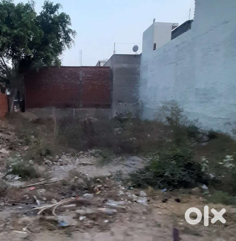 Plot for sale near Swarn Jayanti Nagar.
