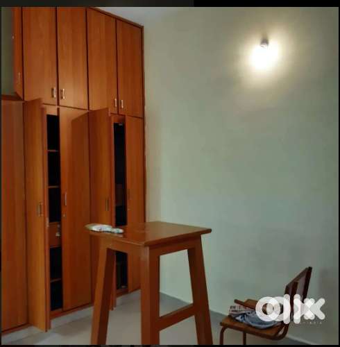 Single room with dedicated bathroom