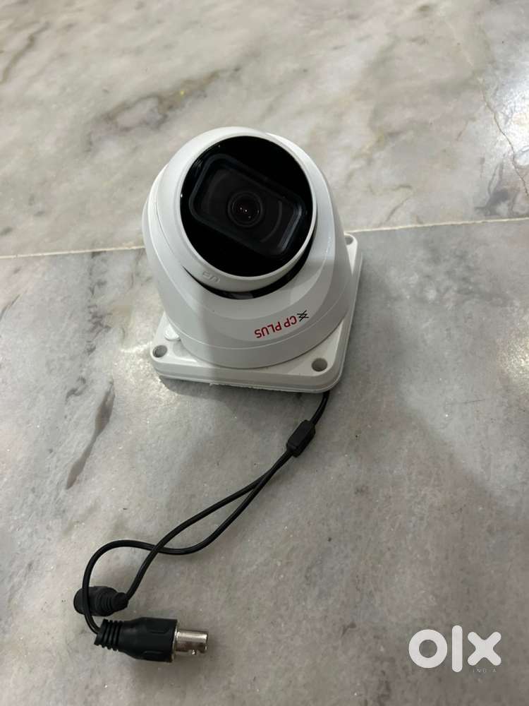 2 cameras CP Plus CCTV Cameta 5 MP with Audiom recording