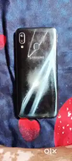 Samsung galaxy a30 4 gb64 display thora crak hi