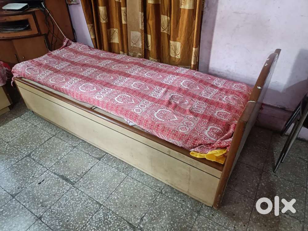 Single bed 2 piece