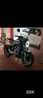 Husqvarna Svartpillen 250