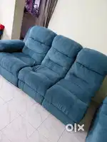 5 Seater Sofa Set With Recliner Price Negotiable