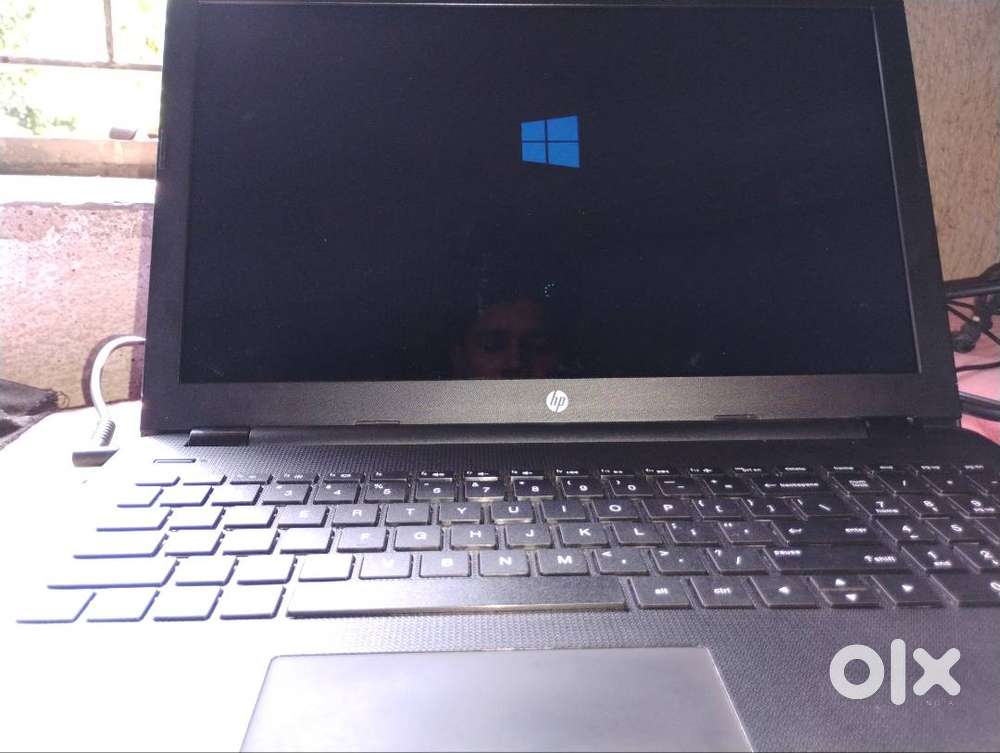 HP 15-BS545TU 2017 15.6-inch Laptop (Intel Pentium N3710/4GB/1TB/DOS/I