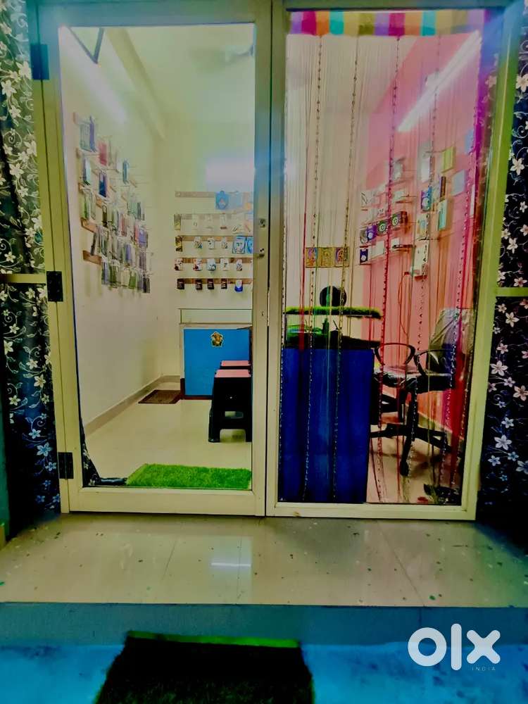 Glass door selling