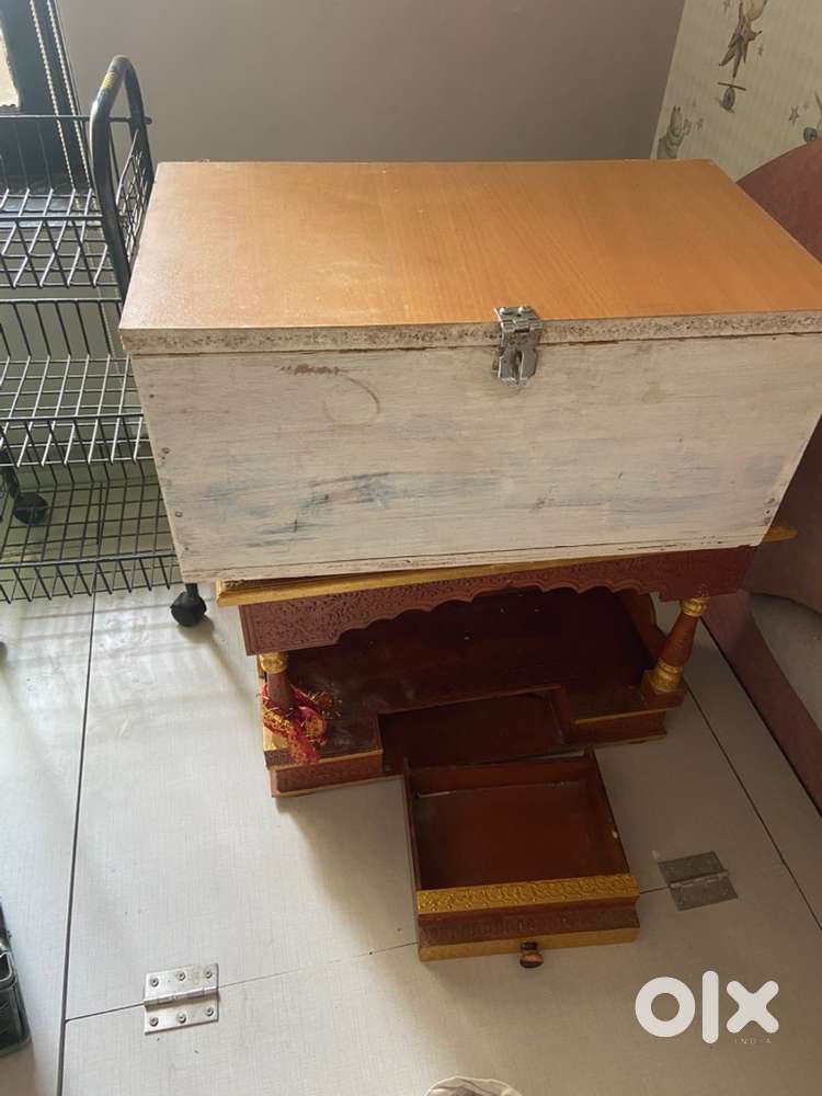 Mandir and box