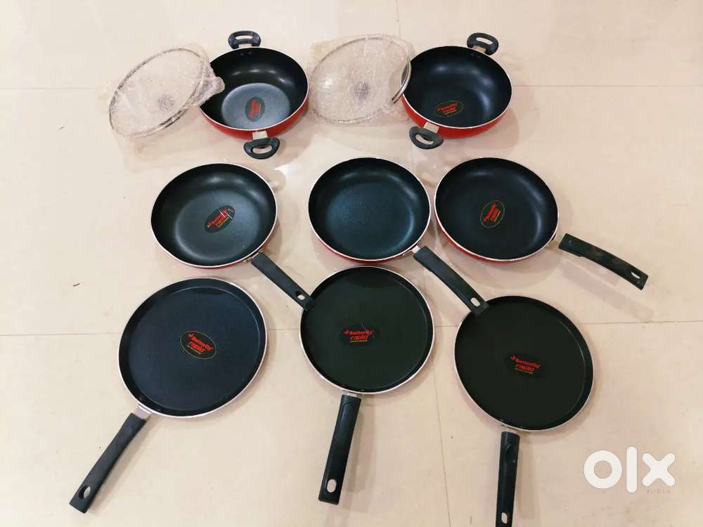 There are 50 pans