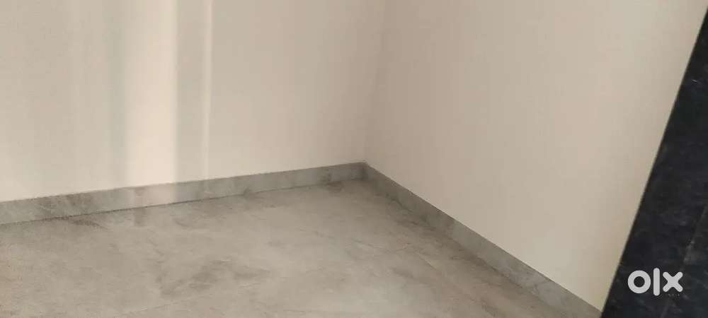 3bhk ground floor independent with car parking flat available for sale