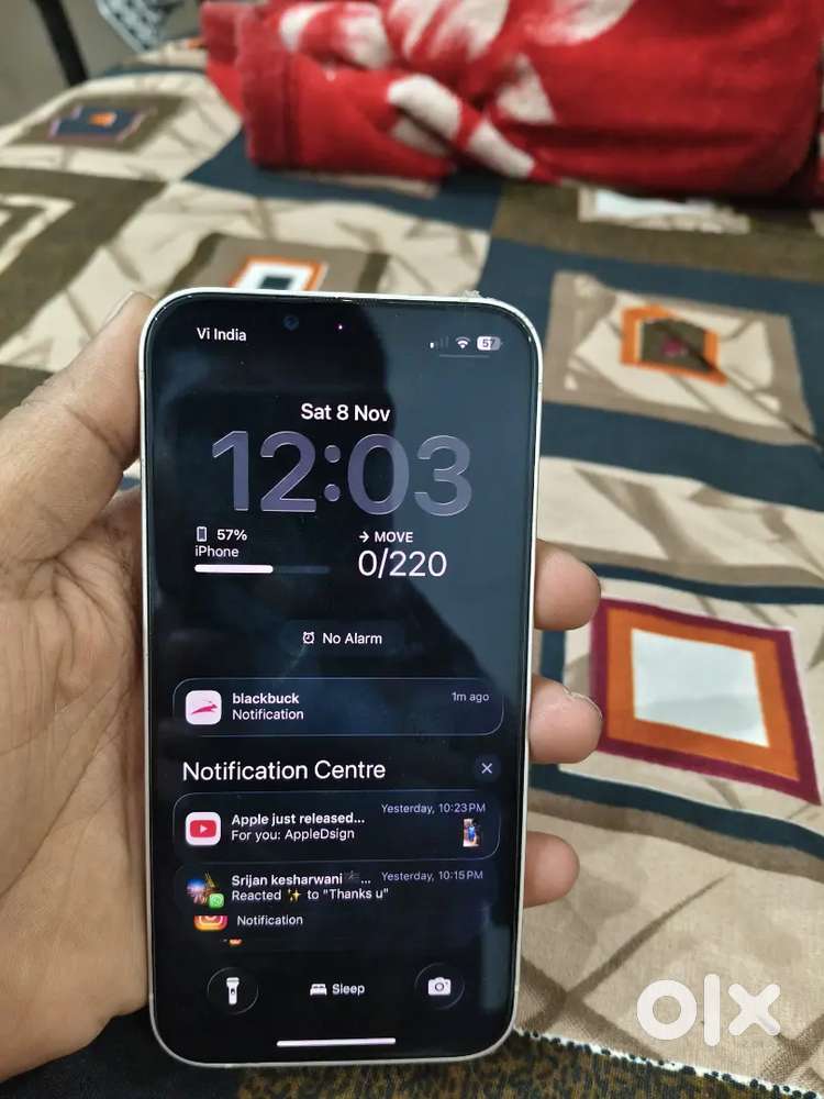 IPhone 13 white 128 gb batter health 86%