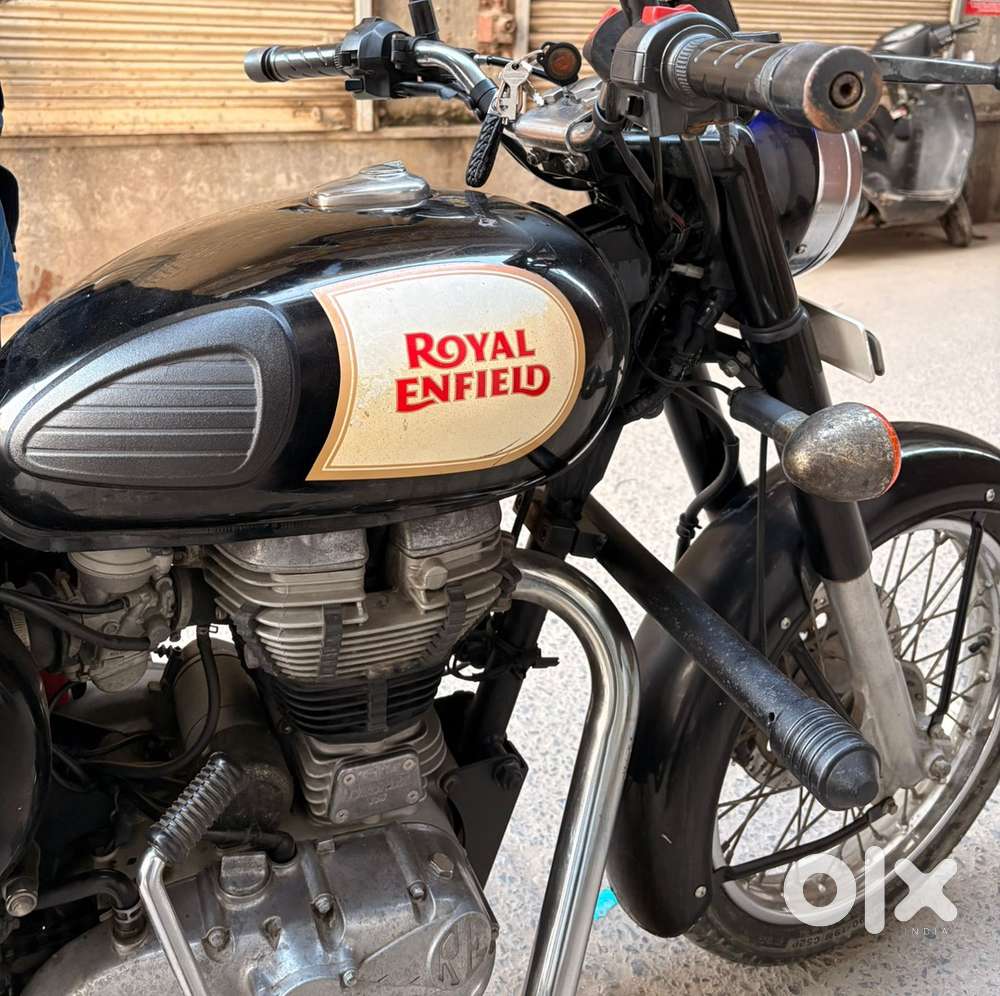 Bullet Classic 350  2017 model in good condition.