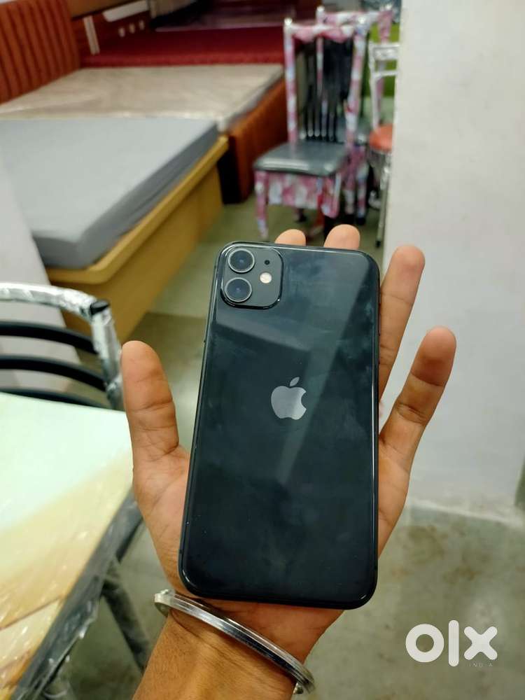 I phone 11 128 good condition exchange