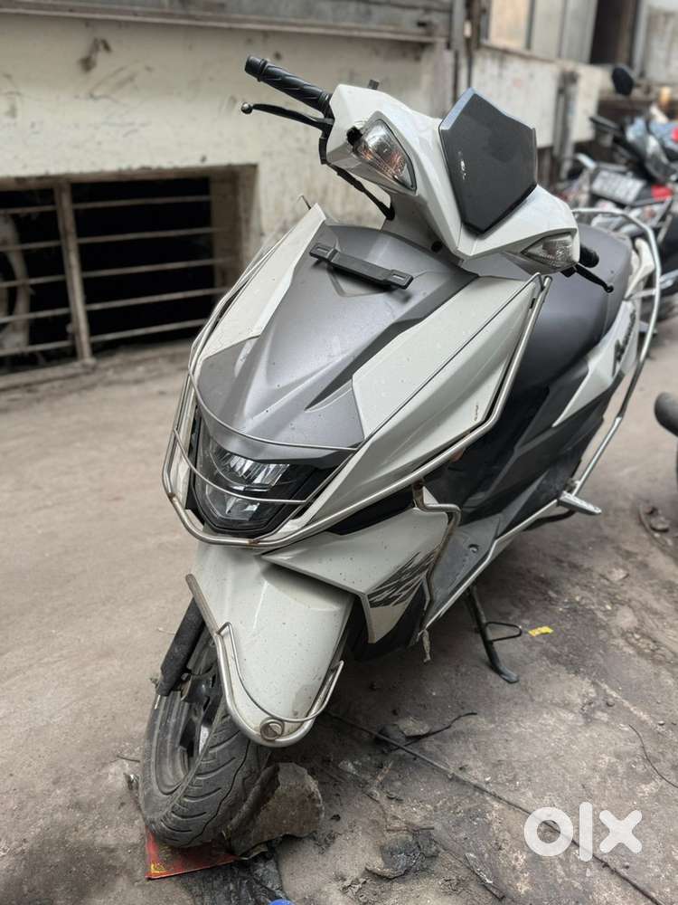 Suzuki avenis scooty in good condition