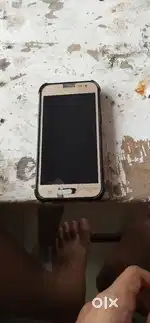SAMSUNG J2