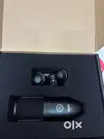 Akg p120 cndenser microphone