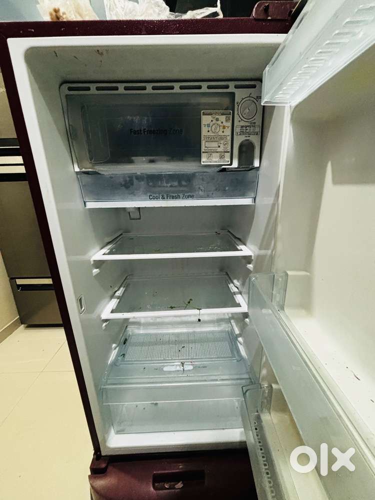 LG 4 star fridge for 8500