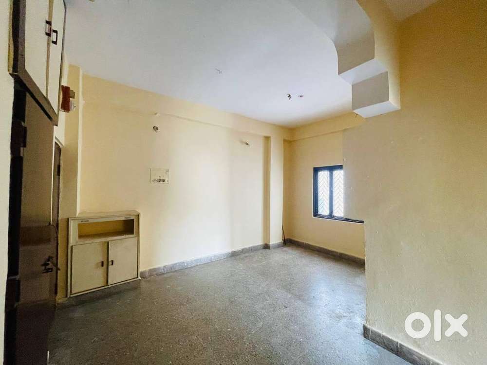 2BHK flat ready to move at dilshuknager, moosarambhag .