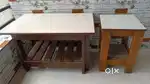 Teepoi and small table