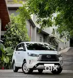 Toyota Innova Crysta 2.4 V, 2016, Diesel