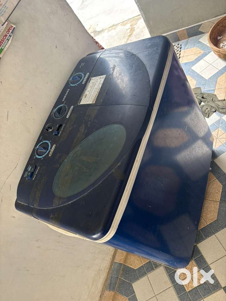 Washing machine and fridge