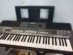 Yamaha i 400 keyboard