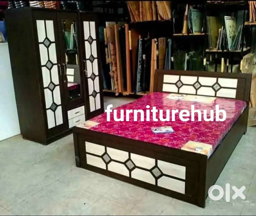 Combo set of 6*5 bed and triple door wardrobe £4895