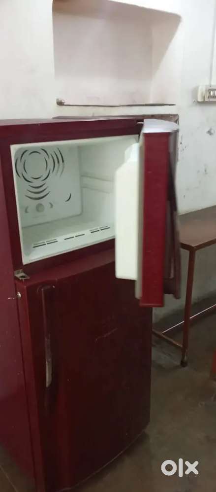 236 Letter Godrej eon Fridge