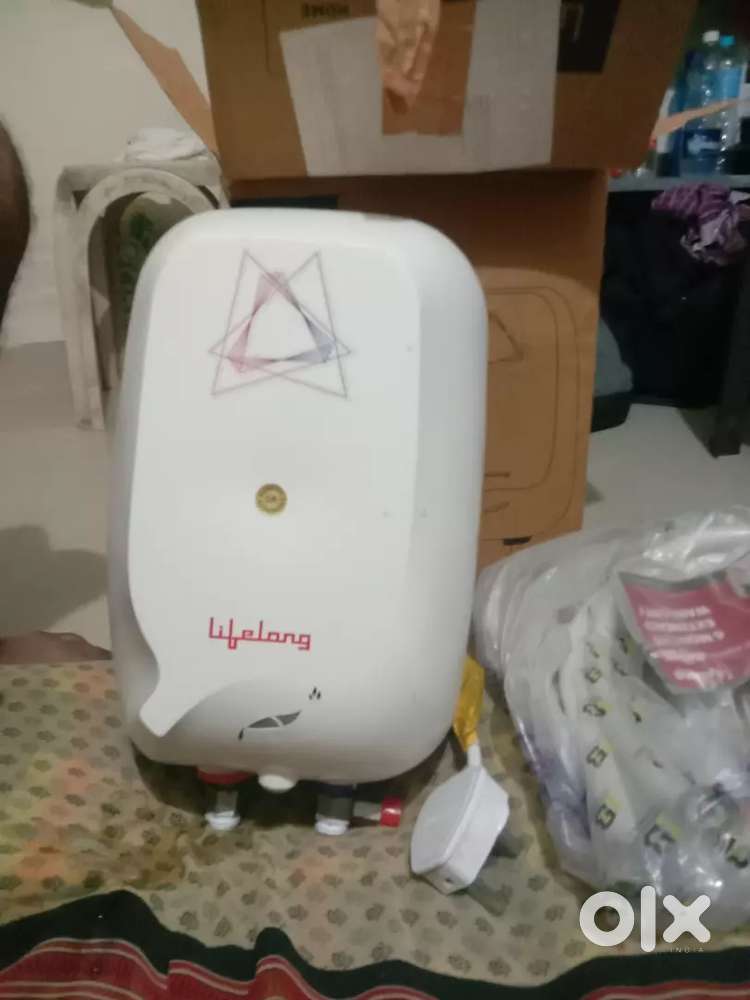 Electric water gyeser with 2 new pipes also