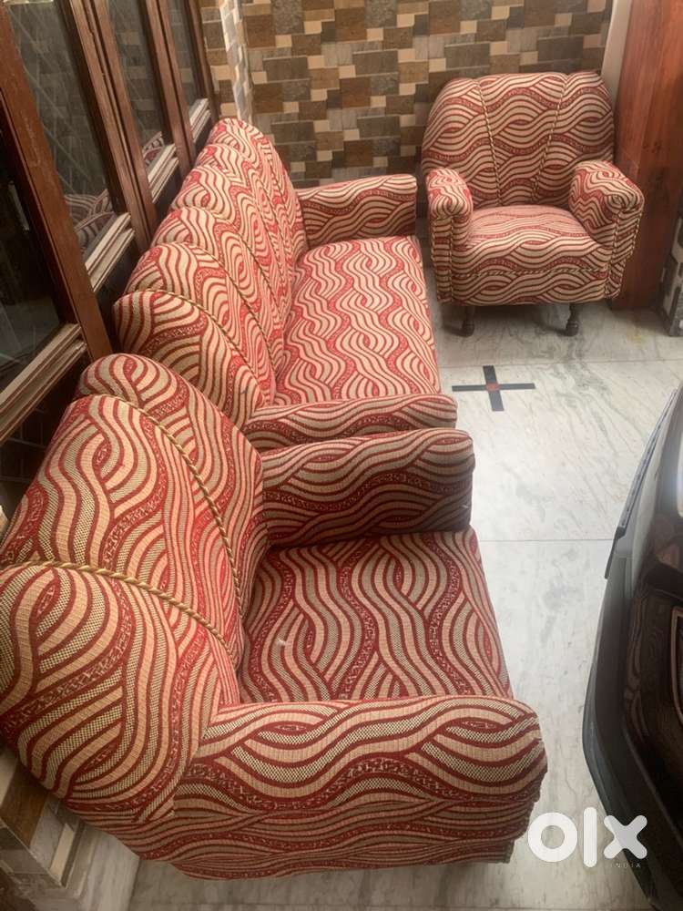 Sofa5 seated