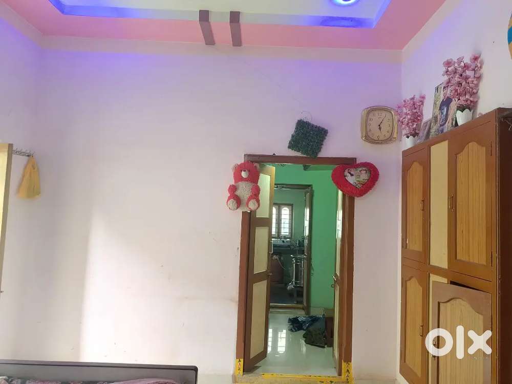 220 sqft fully furnished 3bhk