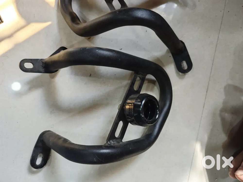 BAJAJ DOMINAR CRASH GUARD JB RACING WITH SLIDERS