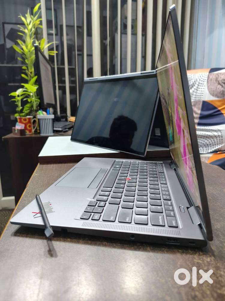 X1 Yoga Gen 6 - 4K Display - i7 11th Gen - 16 GB RAM - Used laptops