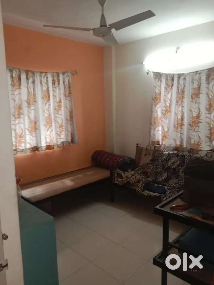 2bhk furniture flat rent student Bharti vidyapeeth katraj