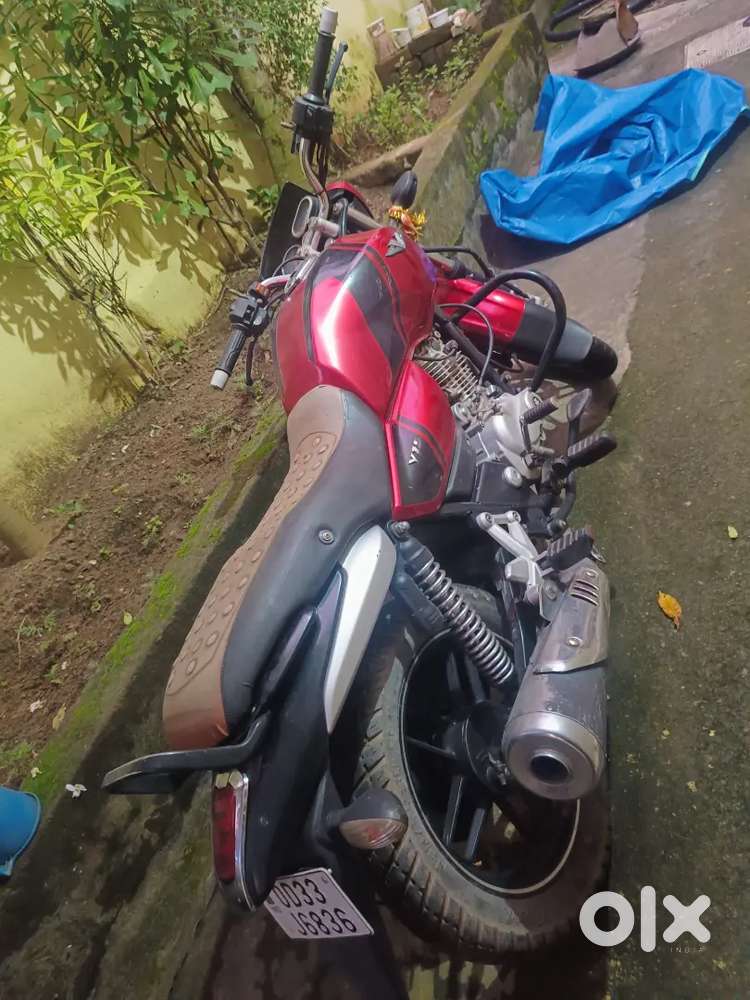Bajaj V15 – Good Condition, Well Maintained